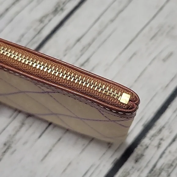 Dooney & Bourke Wristlet - Picture 7 of 12